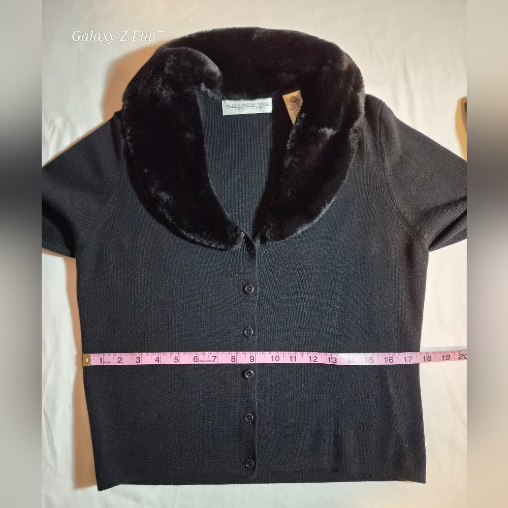 Valerie Stevens Petites | 100% Merino Extra-Fine Wool Cardigan PL - Picture 5 of 9